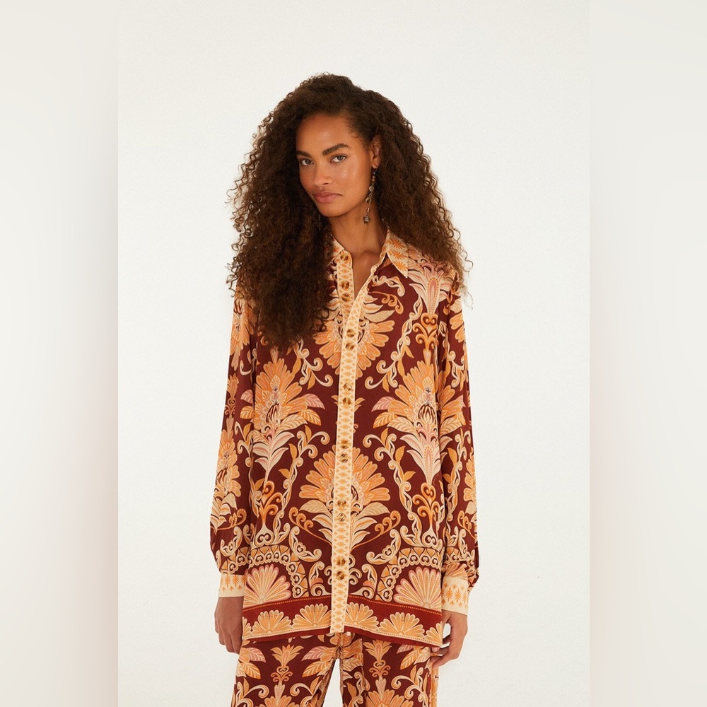 Red Wonderful Tapestry Sand Shirt